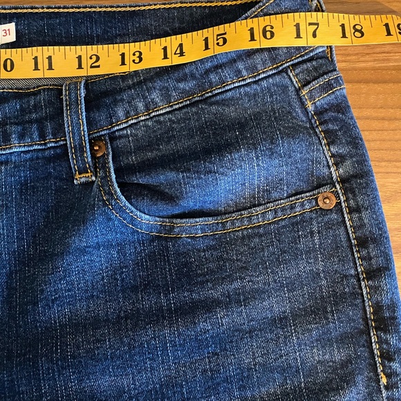 Levi’s High Rise Boyfriend Relaxed Straight Jeans - Picture 8 of 14